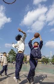 费城费城人在 2011 年组建了由哈勒戴、李、汉梅尔斯和奥斯华组成的“四巨投”