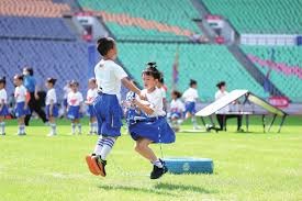 花都：引入“豪门”俱乐部 打造电竞文旅目的地 ｜ 营商环境优无止境 求真务实干字当头