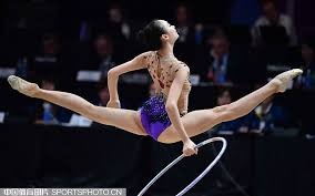 巴萨4-2莱斯特城 梅西遭激光笔照射